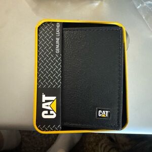 CAT Caterpillar Men's Leather Bifold Wallet With Enamel Logo RFID Shield, Black